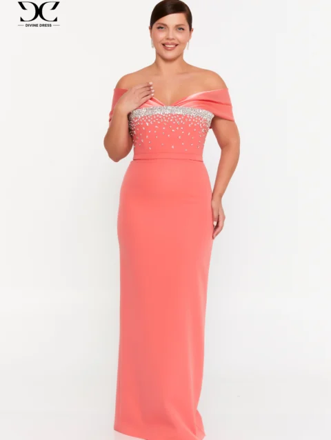 Robe soirée rose Tropical Temptation portée avec talons