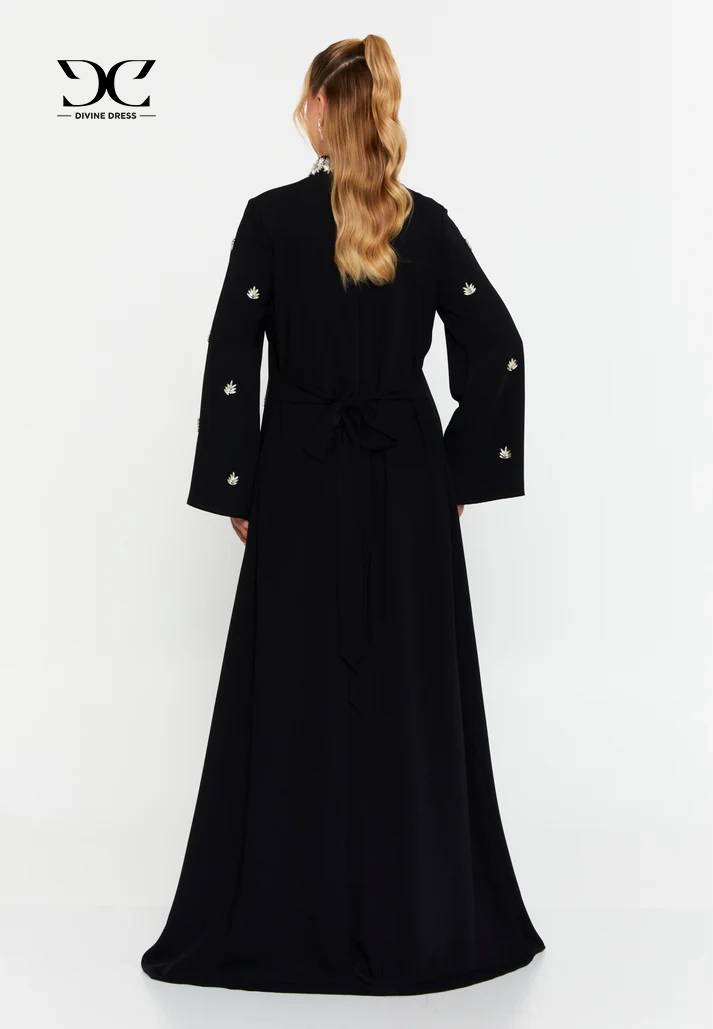 Vue arrière élégante de la robe